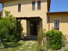 Cozy Tuscan countryside escape Asciano